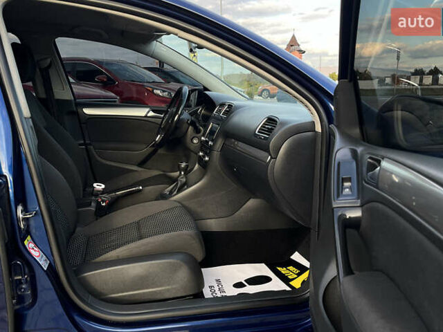 Синий Фольксваген Гольф, объемом двигателя 1.39 л и пробегом 276 тыс. км за 6999 $, фото 20 на Automoto.ua