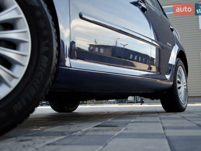 Синій Фольксваген Гольф, об'ємом двигуна 1.6 л та пробігом 252 тис. км за 6199 $, фото 19 на Automoto.ua