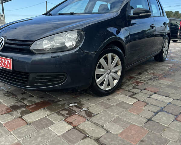 Синий Фольксваген Гольф, объемом двигателя 1.4 л и пробегом 200 тыс. км за 7400 $, фото 9 на Automoto.ua