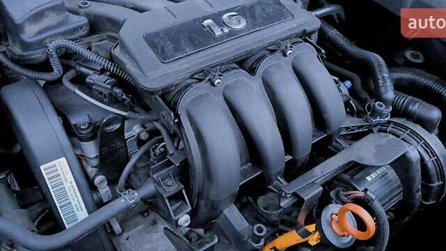 Синій Фольксваген Гольф, об'ємом двигуна 1.6 л та пробігом 226 тис. км за 8200 $, фото 19 на Automoto.ua