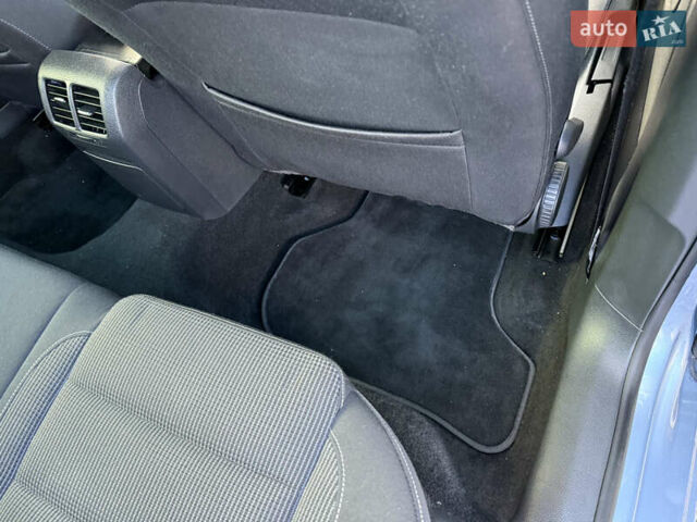 Синий Фольксваген Гольф, объемом двигателя 1.39 л и пробегом 208 тыс. км за 7500 $, фото 28 на Automoto.ua