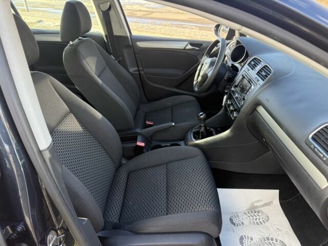 Синій Фольксваген Гольф, об'ємом двигуна 1.4 л та пробігом 265 тис. км за 5400 $, фото 5 на Automoto.ua