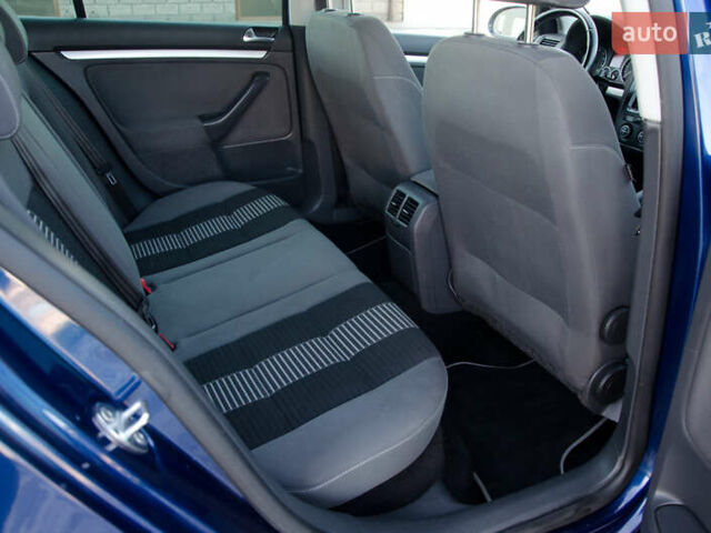 Синій Фольксваген Гольф, об'ємом двигуна 1.6 л та пробігом 252 тис. км за 6250 $, фото 49 на Automoto.ua