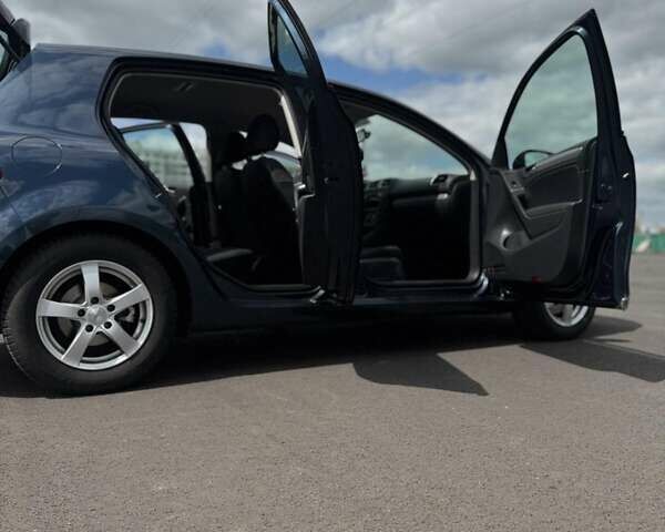 Синій Фольксваген Гольф, об'ємом двигуна 1.4 л та пробігом 217 тис. км за 7850 $, фото 31 на Automoto.ua