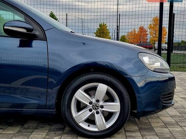 Синий Фольксваген Гольф, объемом двигателя 1.39 л и пробегом 84 тыс. км за 9500 $, фото 55 на Automoto.ua