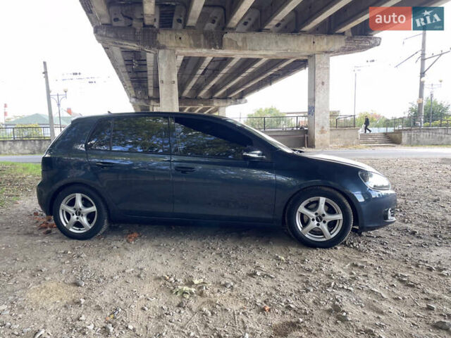 Синий Фольксваген Гольф, объемом двигателя 1.39 л и пробегом 210 тыс. км за 7800 $, фото 4 на Automoto.ua