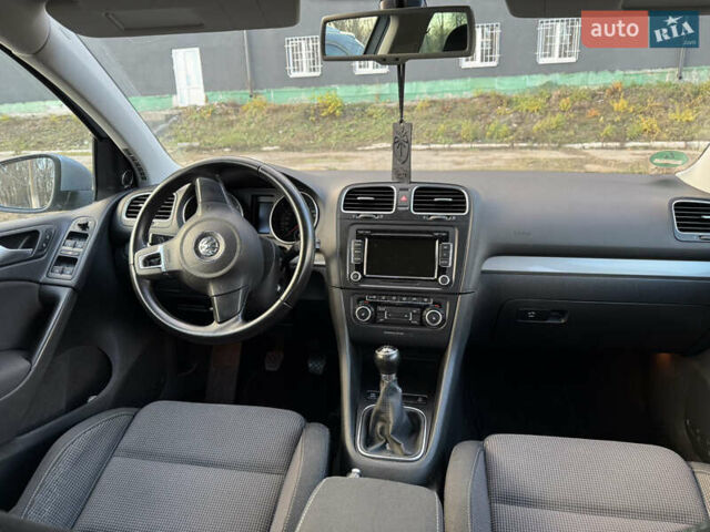 Синий Фольксваген Гольф, объемом двигателя 1.39 л и пробегом 208 тыс. км за 7500 $, фото 29 на Automoto.ua