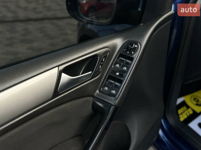 Синий Фольксваген Гольф, объемом двигателя 1.39 л и пробегом 276 тыс. км за 6999 $, фото 17 на Automoto.ua