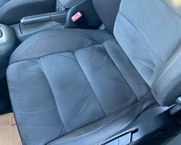 Синій Фольксваген Гольф, об'ємом двигуна 1.4 л та пробігом 156 тис. км за 9400 $, фото 12 на Automoto.ua