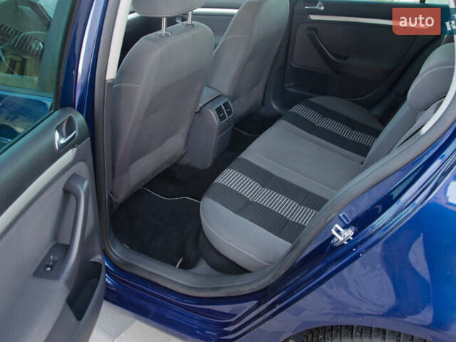 Синій Фольксваген Гольф, об'ємом двигуна 1.6 л та пробігом 252 тис. км за 6199 $, фото 60 на Automoto.ua