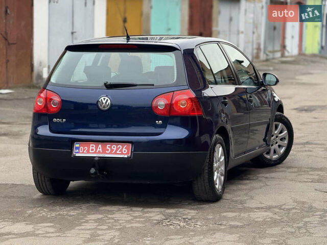 Синий Фольксваген Гольф, объемом двигателя 1.6 л и пробегом 161 тыс. км за 6400 $, фото 3 на Automoto.ua