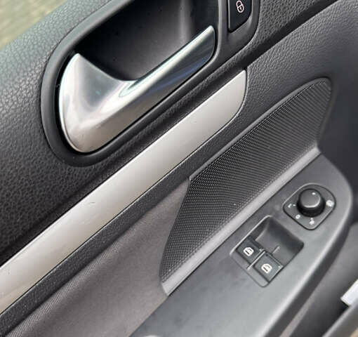 Синий Фольксваген Гольф, объемом двигателя 1.4 л и пробегом 233 тыс. км за 7299 $, фото 37 на Automoto.ua