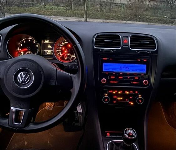 Синій Фольксваген Гольф, об'ємом двигуна 1.4 л та пробігом 225 тис. км за 6750 $, фото 7 на Automoto.ua