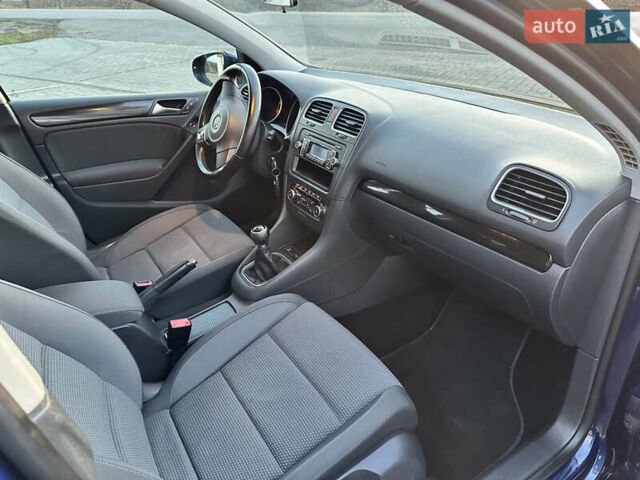 Синий Фольксваген Гольф, объемом двигателя 1.4 л и пробегом 224 тыс. км за 7350 $, фото 32 на Automoto.ua