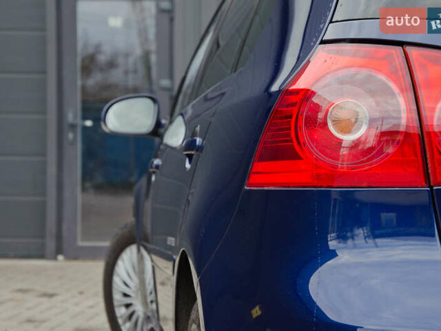 Синій Фольксваген Гольф, об'ємом двигуна 1.6 л та пробігом 252 тис. км за 6250 $, фото 24 на Automoto.ua