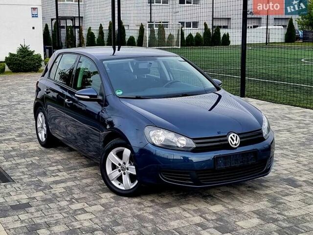 Синий Фольксваген Гольф, объемом двигателя 1.39 л и пробегом 84 тыс. км за 9500 $, фото 110 на Automoto.ua