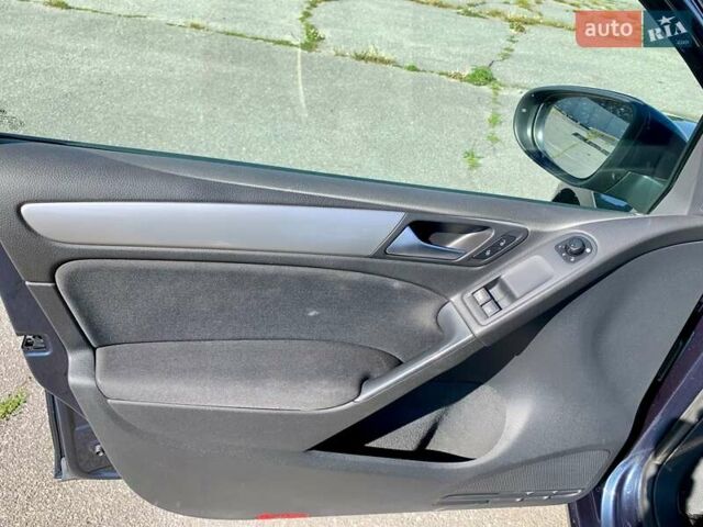 Синий Фольксваген Гольф, объемом двигателя 1.39 л и пробегом 175 тыс. км за 7700 $, фото 22 на Automoto.ua