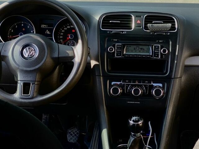 Синий Фольксваген Гольф, объемом двигателя 1.4 л и пробегом 214 тыс. км за 6950 $, фото 9 на Automoto.ua