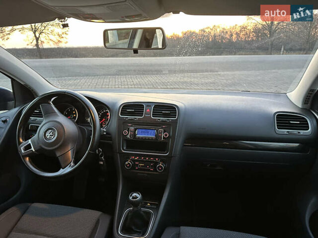 Синий Фольксваген Гольф, объемом двигателя 1.4 л и пробегом 224 тыс. км за 7350 $, фото 36 на Automoto.ua
