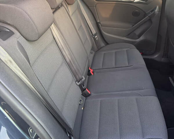 Синий Фольксваген Гольф, объемом двигателя 1.4 л и пробегом 219 тыс. км за 7100 $, фото 26 на Automoto.ua