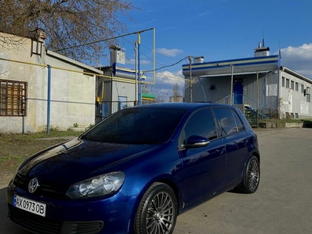 Синий Фольксваген Гольф, объемом двигателя 1.4 л и пробегом 214 тыс. км за 6950 $, фото 1 на Automoto.ua