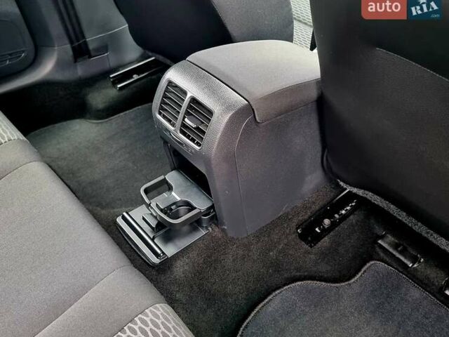 Синий Фольксваген Гольф, объемом двигателя 1.39 л и пробегом 84 тыс. км за 9500 $, фото 89 на Automoto.ua