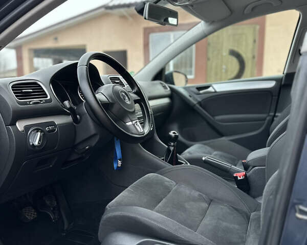 Синій Фольксваген Гольф, об'ємом двигуна 1.39 л та пробігом 205 тис. км за 6999 $, фото 78 на Automoto.ua