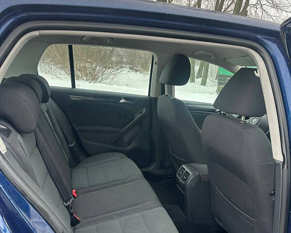 Синий Фольксваген Гольф, объемом двигателя 1.6 л и пробегом 210 тыс. км за 7800 $, фото 16 на Automoto.ua