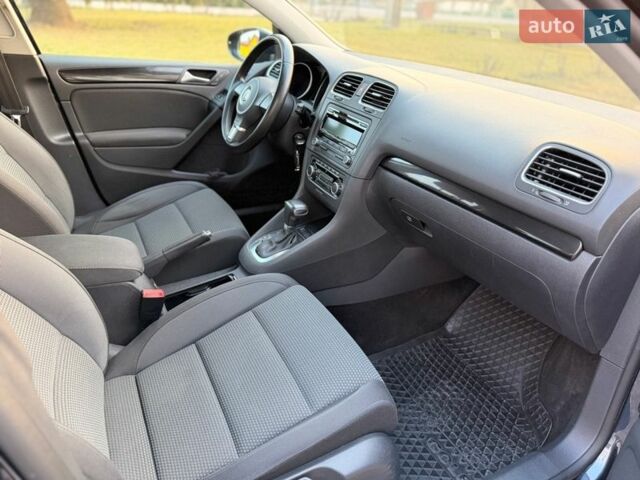 Синий Фольксваген Гольф, объемом двигателя 1.39 л и пробегом 214 тыс. км за 8650 $, фото 24 на Automoto.ua