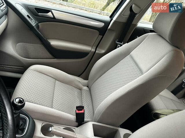 Синій Фольксваген Гольф, об'ємом двигуна 1.6 л та пробігом 218 тис. км за 6999 $, фото 31 на Automoto.ua