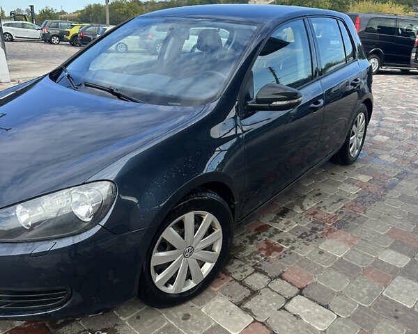 Синий Фольксваген Гольф, объемом двигателя 1.4 л и пробегом 200 тыс. км за 7400 $, фото 4 на Automoto.ua