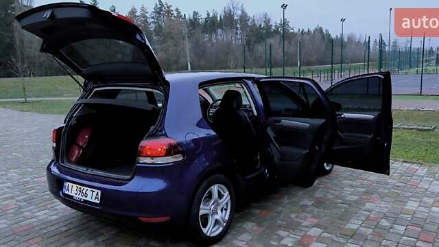 Синій Фольксваген Гольф, об'ємом двигуна 1.6 л та пробігом 226 тис. км за 8200 $, фото 7 на Automoto.ua