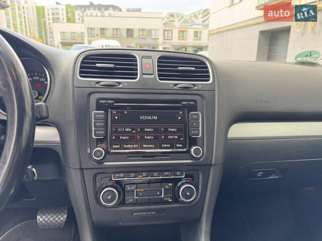 Синій Фольксваген Гольф, об'ємом двигуна 1.39 л та пробігом 223 тис. км за 8500 $, фото 24 на Automoto.ua