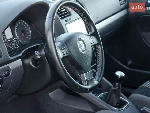 Синій Фольксваген Гольф, об'ємом двигуна 1.6 л та пробігом 252 тис. км за 6250 $, фото 34 на Automoto.ua