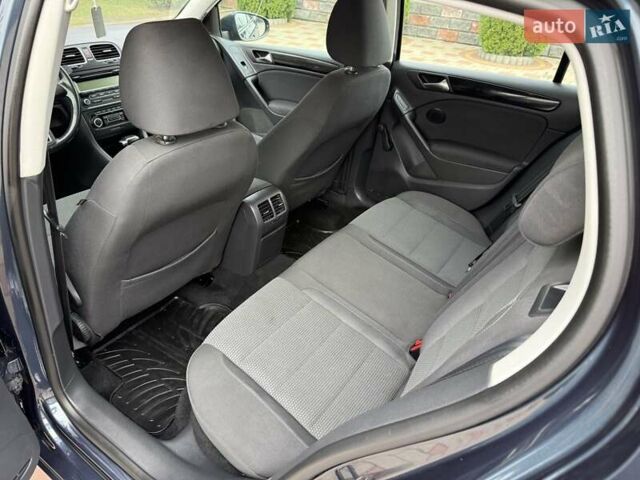 Фольксваген Гольф 2010 в Иршава на Automoto.ua Синий Фольксваген Гольф, объемом двигателя 1.39 л и пробегом 228 тыс. км за 8300 $, фото 52 на Automoto.ua