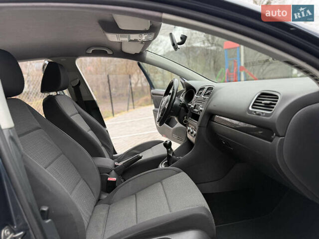 Синій Фольксваген Гольф, об'ємом двигуна 1.4 л та пробігом 157 тис. км за 7500 $, фото 36 на Automoto.ua