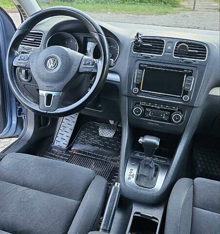 Синий Фольксваген Гольф, объемом двигателя 1.39 л и пробегом 245 тыс. км за 8400 $, фото 18 на Automoto.ua