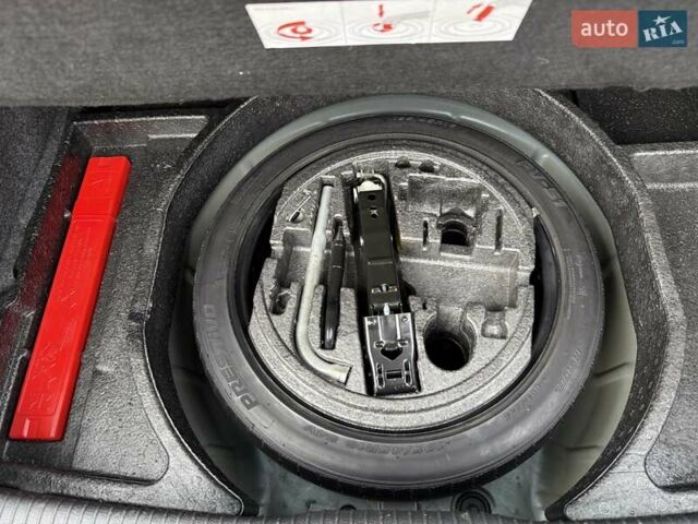 Фольксваген Гольф 2010 в Иршава на Automoto.ua Синий Фольксваген Гольф, объемом двигателя 1.39 л и пробегом 228 тыс. км за 8300 $, фото 61 на Automoto.ua