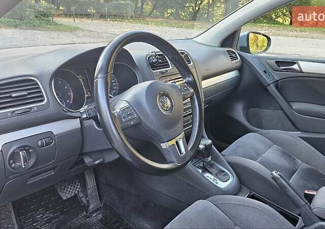 Синий Фольксваген Гольф, объемом двигателя 1.39 л и пробегом 245 тыс. км за 8400 $, фото 2 на Automoto.ua