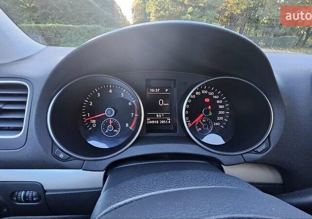 Синий Фольксваген Гольф, объемом двигателя 1.39 л и пробегом 245 тыс. км за 8400 $, фото 16 на Automoto.ua
