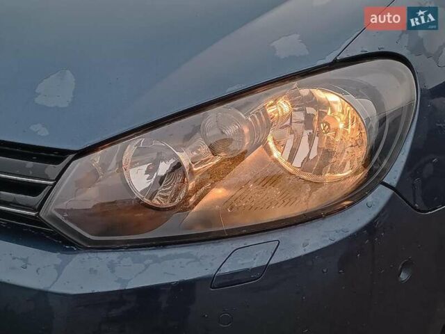 Синий Фольксваген Гольф, объемом двигателя 1.4 л и пробегом 255 тыс. км за 7490 $, фото 4 на Automoto.ua