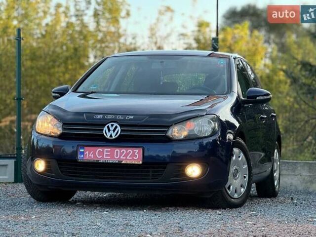 Синий Фольксваген Гольф, объемом двигателя 1.6 л и пробегом 217 тыс. км за 7890 $, фото 5 на Automoto.ua