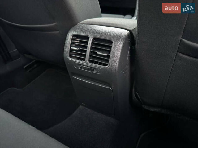 Синій Фольксваген Гольф, об'ємом двигуна 1.6 л та пробігом 190 тис. км за 7750 $, фото 46 на Automoto.ua