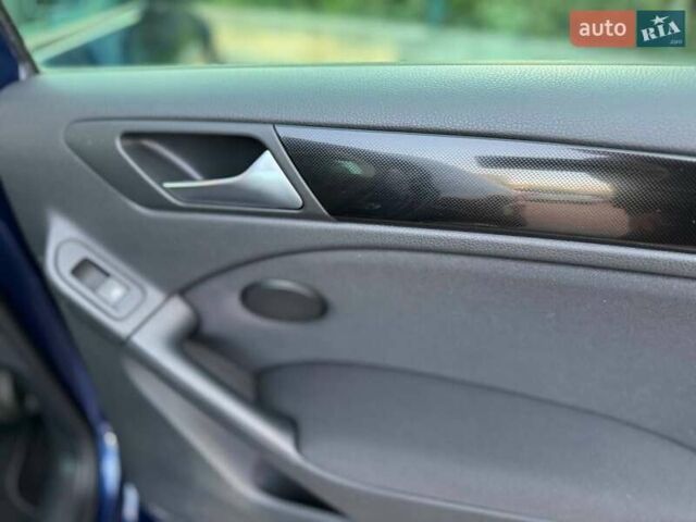 Синий Фольксваген Гольф, объемом двигателя 1.6 л и пробегом 217 тыс. км за 7890 $, фото 58 на Automoto.ua