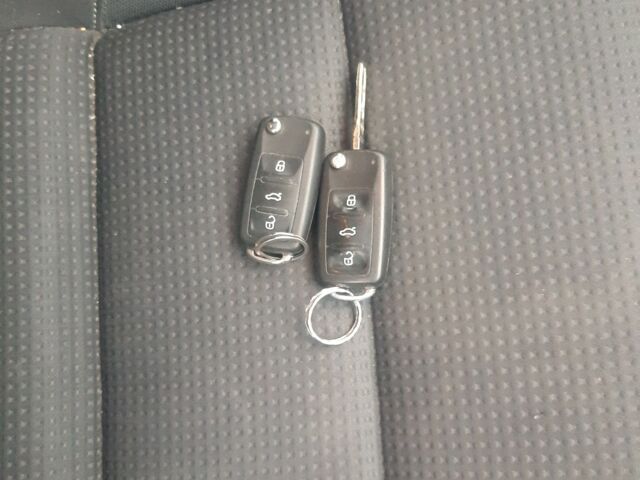 Синій Фольксваген Гольф, об'ємом двигуна 1.2 л та пробігом 253 тис. км за 7000 $, фото 5 на Automoto.ua