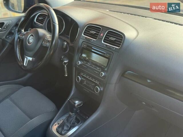Синий Фольксваген Гольф, объемом двигателя 1.4 л и пробегом 192 тыс. км за 8200 $, фото 20 на Automoto.ua