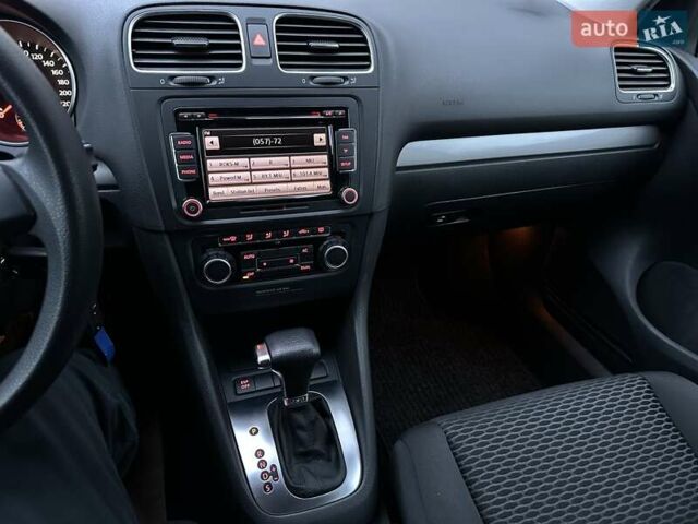 Синій Фольксваген Гольф, об'ємом двигуна 1.6 л та пробігом 173 тис. км за 9999 $, фото 39 на Automoto.ua