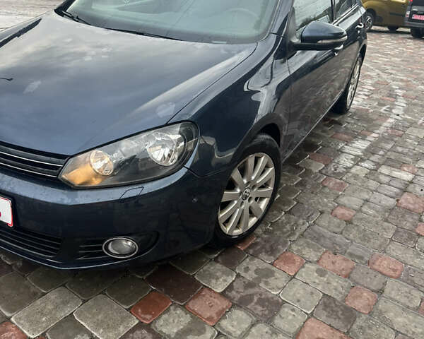 Синий Фольксваген Гольф, объемом двигателя 1.39 л и пробегом 240 тыс. км за 8000 $, фото 10 на Automoto.ua