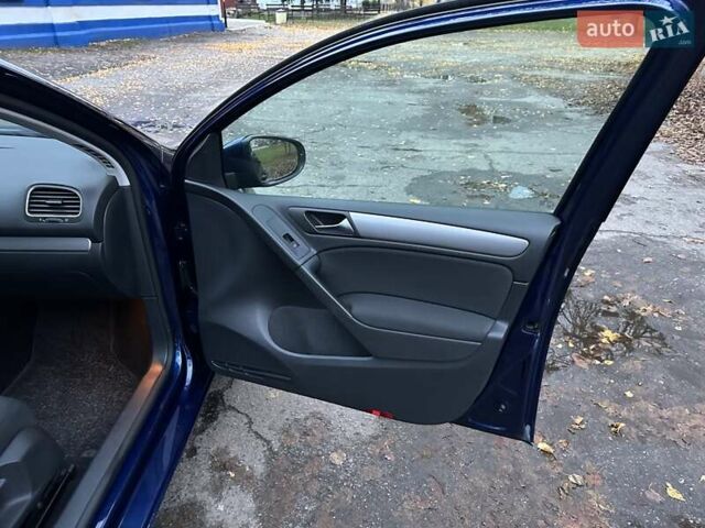 Синій Фольксваген Гольф, об'ємом двигуна 1.6 л та пробігом 173 тис. км за 9999 $, фото 33 на Automoto.ua