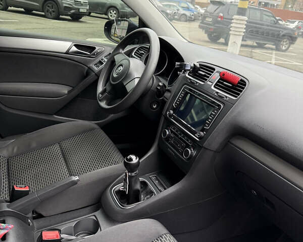 Синій Фольксваген Гольф, об'ємом двигуна 1.39 л та пробігом 230 тис. км за 7650 $, фото 8 на Automoto.ua